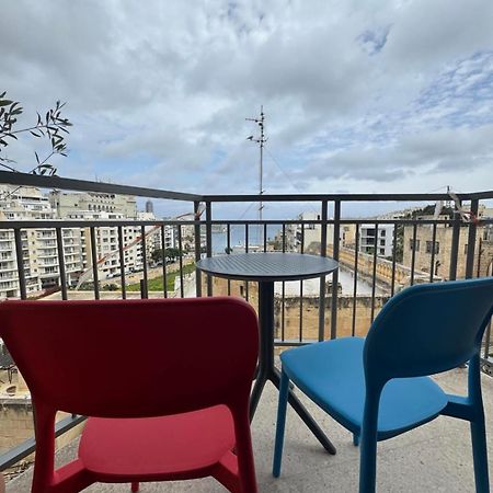 3 Bedrm Apt Seaview Balluta Bay Sliema Ngoại thất bức ảnh